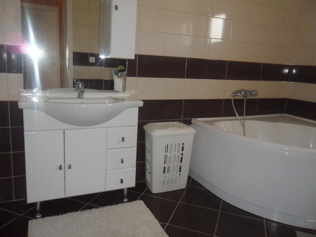 Apartman Toni ビビニェ エクステリア 写真